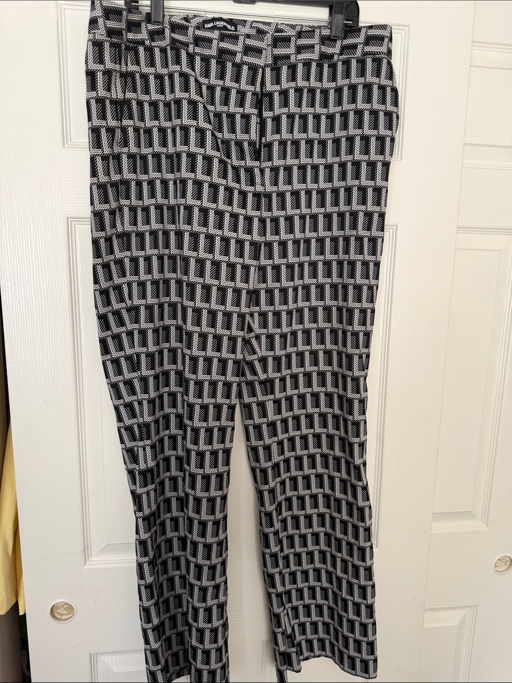 Woman Karl Lagerfeld Black & White Geometric Dress Pants